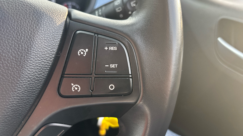 Hyundai i10 1.2 Premium 5dr Petrol Hatchback